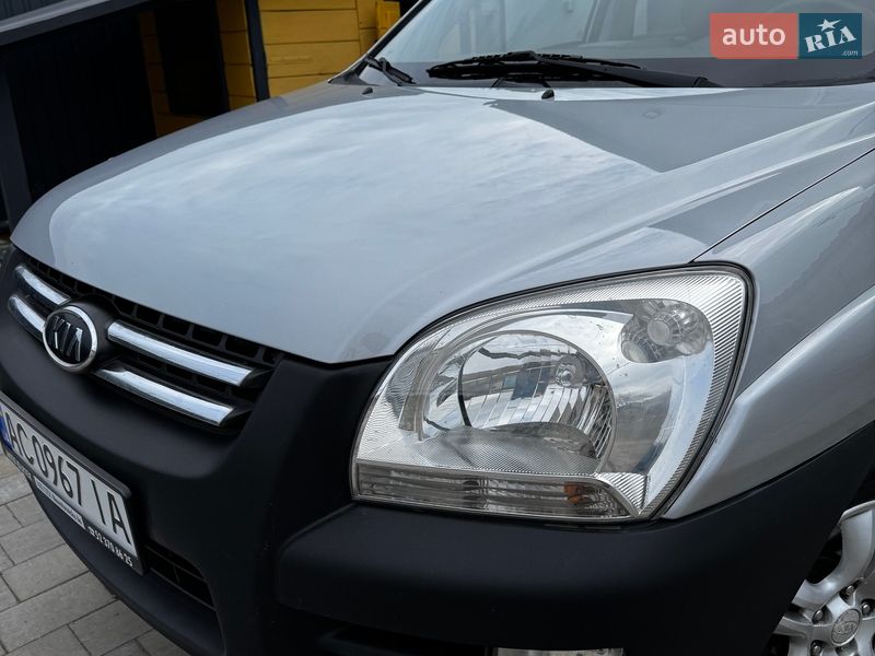 Позашляховик / Кросовер Kia Sportage 2006 в Полтаві