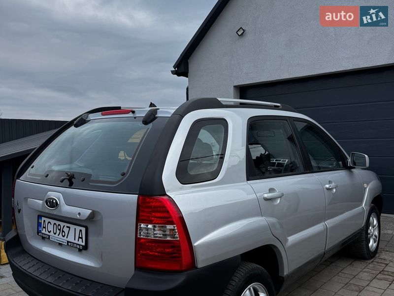 Позашляховик / Кросовер Kia Sportage 2006 в Полтаві