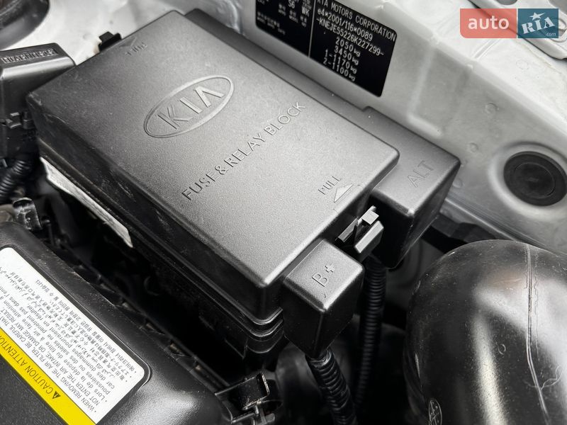 Позашляховик / Кросовер Kia Sportage 2006 в Полтаві