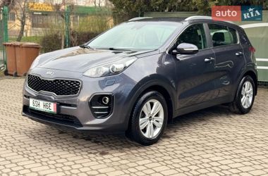 Внедорожник / Кроссовер Kia Sportage 2016 в Черновцах
