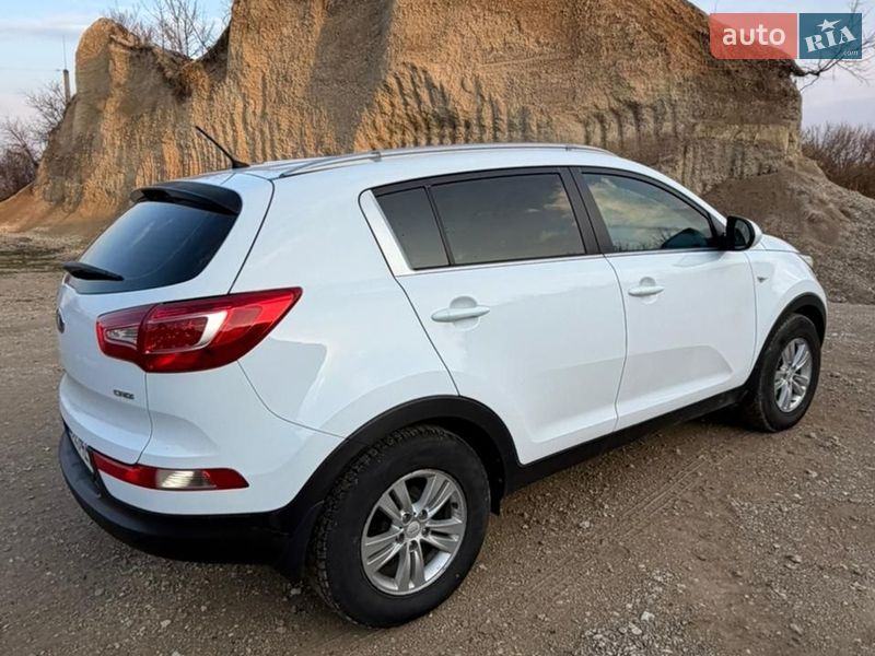 Внедорожник / Кроссовер Kia Sportage 2013 в Тернополе