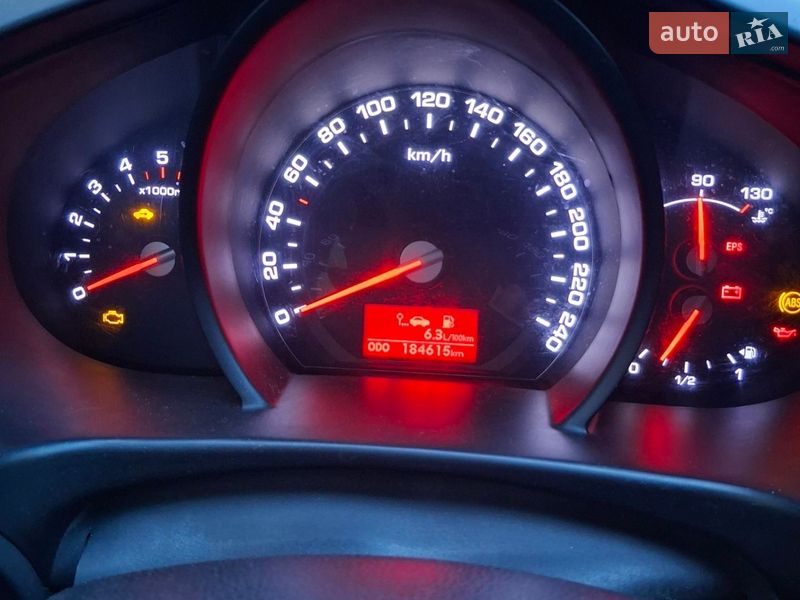 Внедорожник / Кроссовер Kia Sportage 2013 в Тернополе