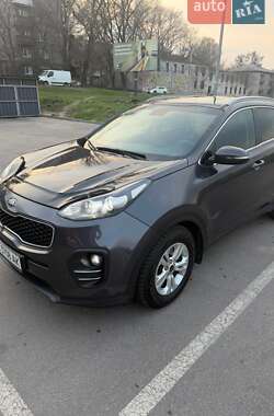 Позашляховик / Кросовер Kia Sportage 2016 в Кам'янському