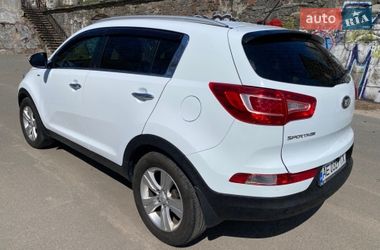 Позашляховик / Кросовер Kia Sportage 2012 в Дніпрі