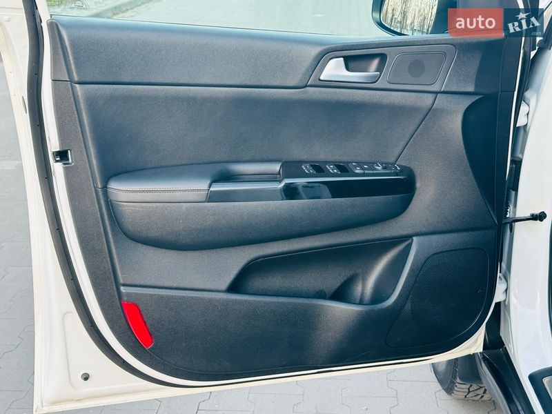 Внедорожник / Кроссовер Kia Sportage 2021 в Белой Церкви