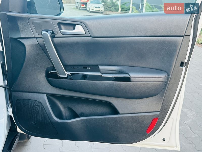 Внедорожник / Кроссовер Kia Sportage 2021 в Белой Церкви