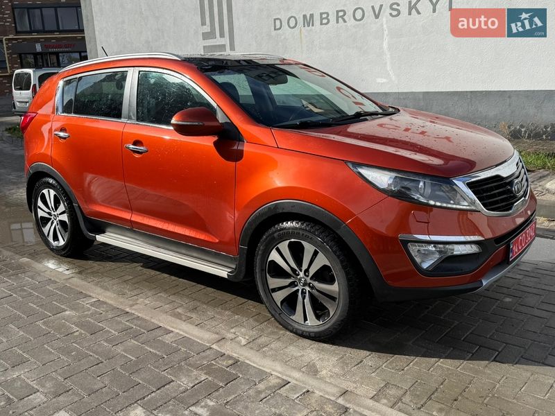 Внедорожник / Кроссовер Kia Sportage 2012 в Житомире