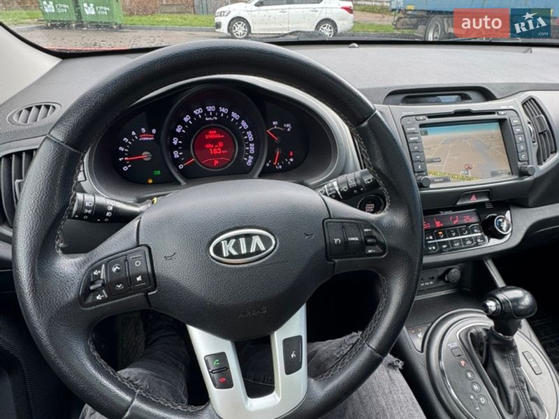 Внедорожник / Кроссовер Kia Sportage 2012 в Житомире