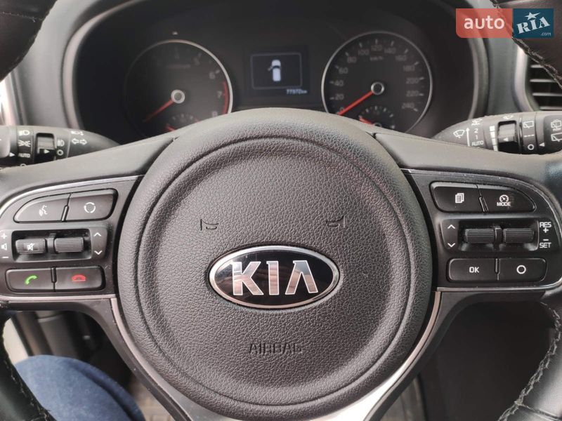 Внедорожник / Кроссовер Kia Sportage 2017 в Киеве