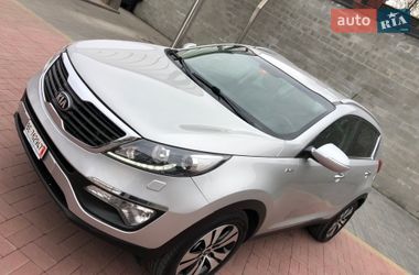 Позашляховик / Кросовер Kia Sportage 2014 в Рівному