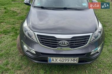 Внедорожник / Кроссовер Kia Sportage 2010 в Валках