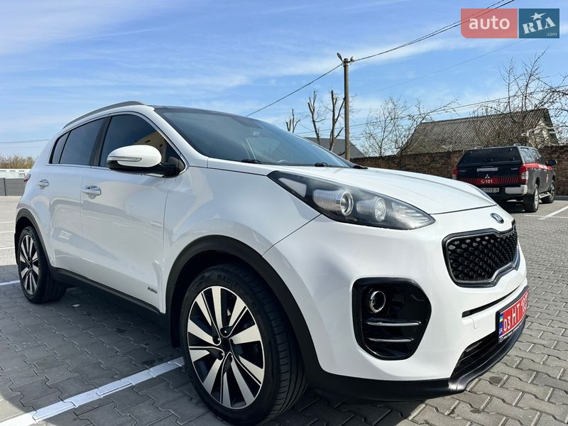 Внедорожник / Кроссовер Kia Sportage 2016 в Дубно