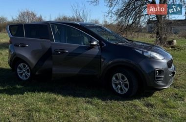 Позашляховик / Кросовер Kia Sportage 2016 в Сквирі