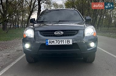 Позашляховик / Кросовер Kia Sportage 2010 в Малині