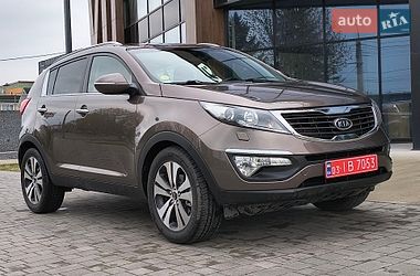 Внедорожник / Кроссовер Kia Sportage 2011 в Луцке