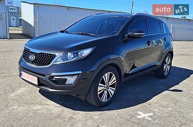 Позашляховик / Кросовер Kia Sportage 2015 в Києві