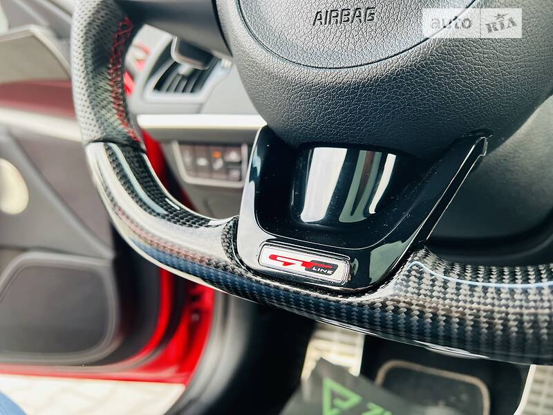 Лифтбек Kia Stinger 2018 в Мукачево