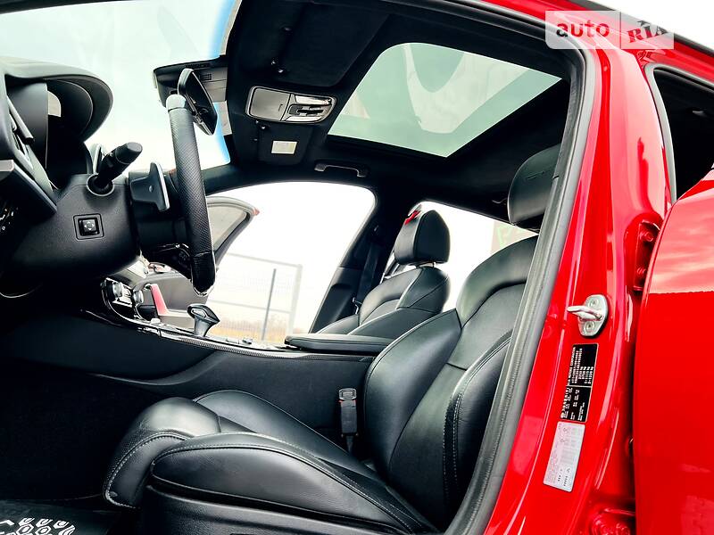 Лифтбек Kia Stinger 2018 в Мукачево