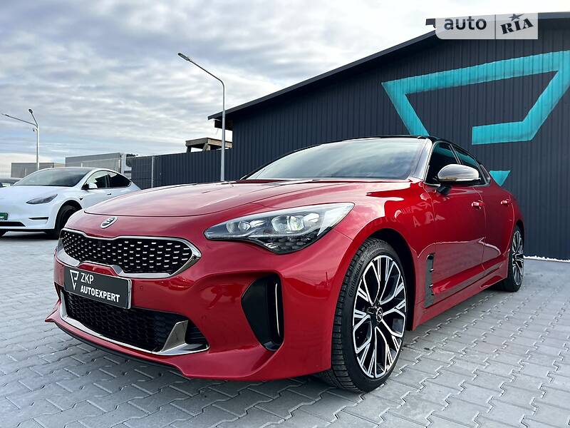 Лифтбек Kia Stinger 2018 в Мукачево