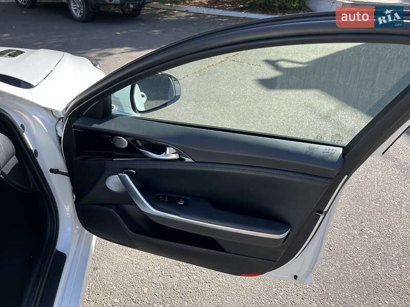 Фастбек Kia Stinger 2017 в Одесі