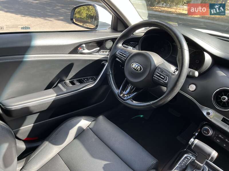 Фастбек Kia Stinger 2017 в Одесі