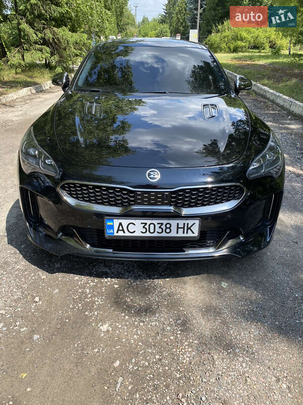 Фастбэк Kia Stinger 2018 в Луцке фото 2 Фастбэк Kia Stinger 2018 в Луцке