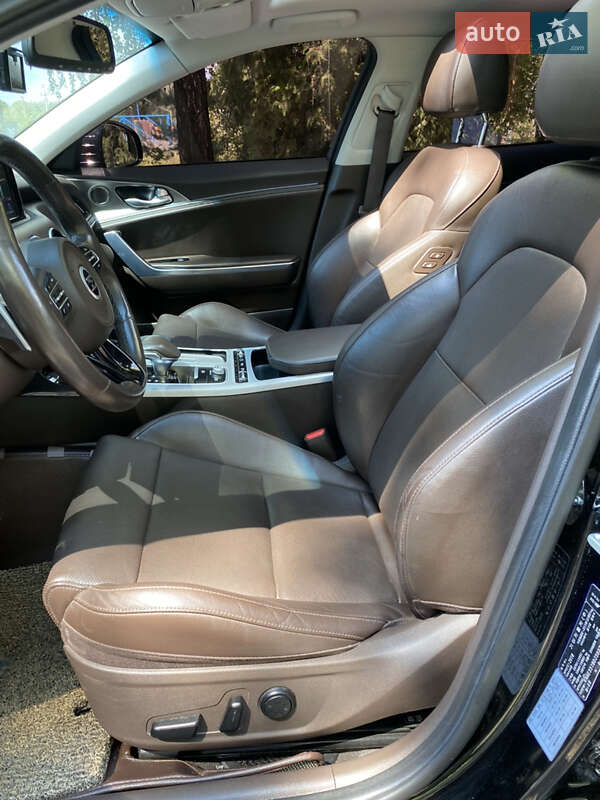 Фастбэк Kia Stinger 2018 в Луцке фото 21 Фастбэк Kia Stinger 2018 в Луцке