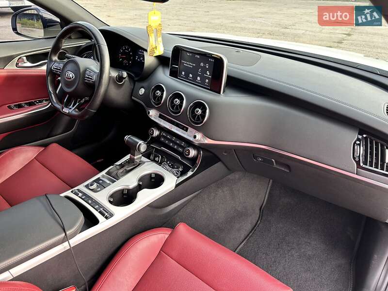 Фастбэк Kia Stinger 2018 в Одессе фото 27 Фастбэк Kia Stinger 2018 в Одессе