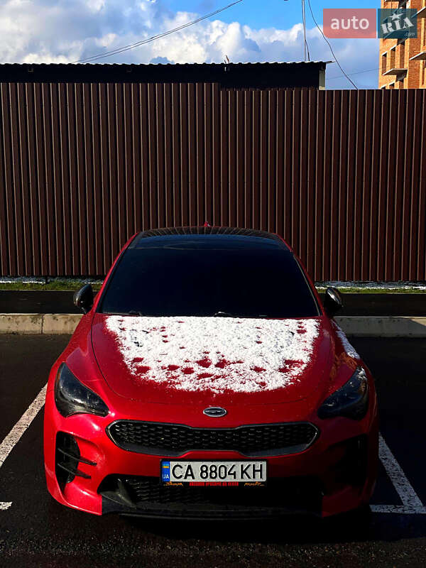 Фастбек Kia Stinger 2018 в Умані