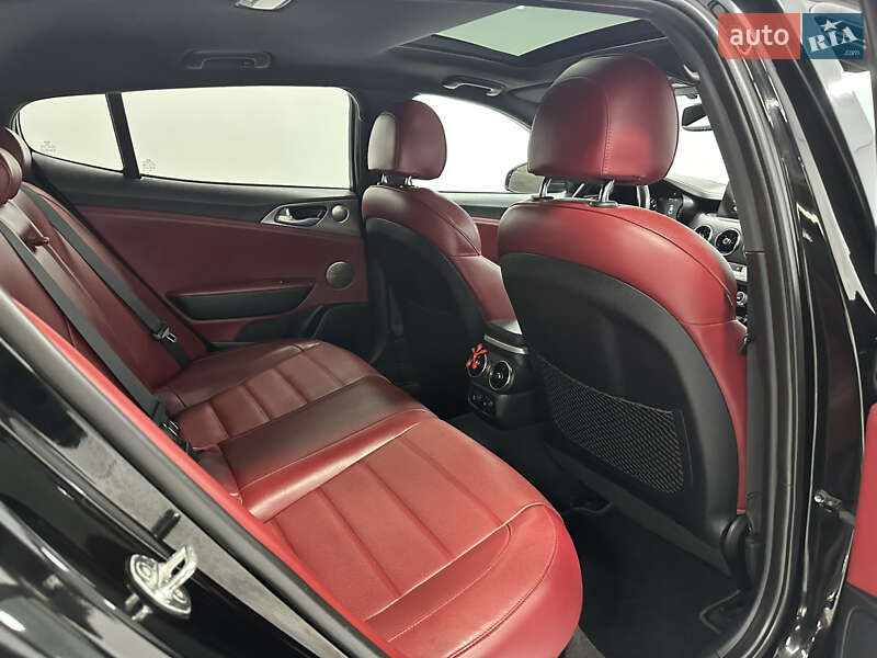 Фастбэк Kia Stinger 2018 в Одессе