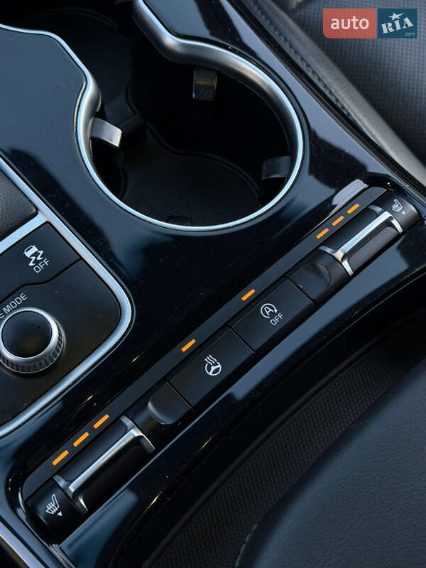 Лифтбек Kia Stinger 2020 в Киеве