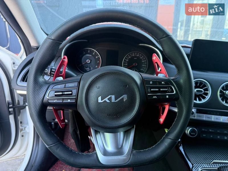 Лифтбек Kia Stinger 2021 в Львове