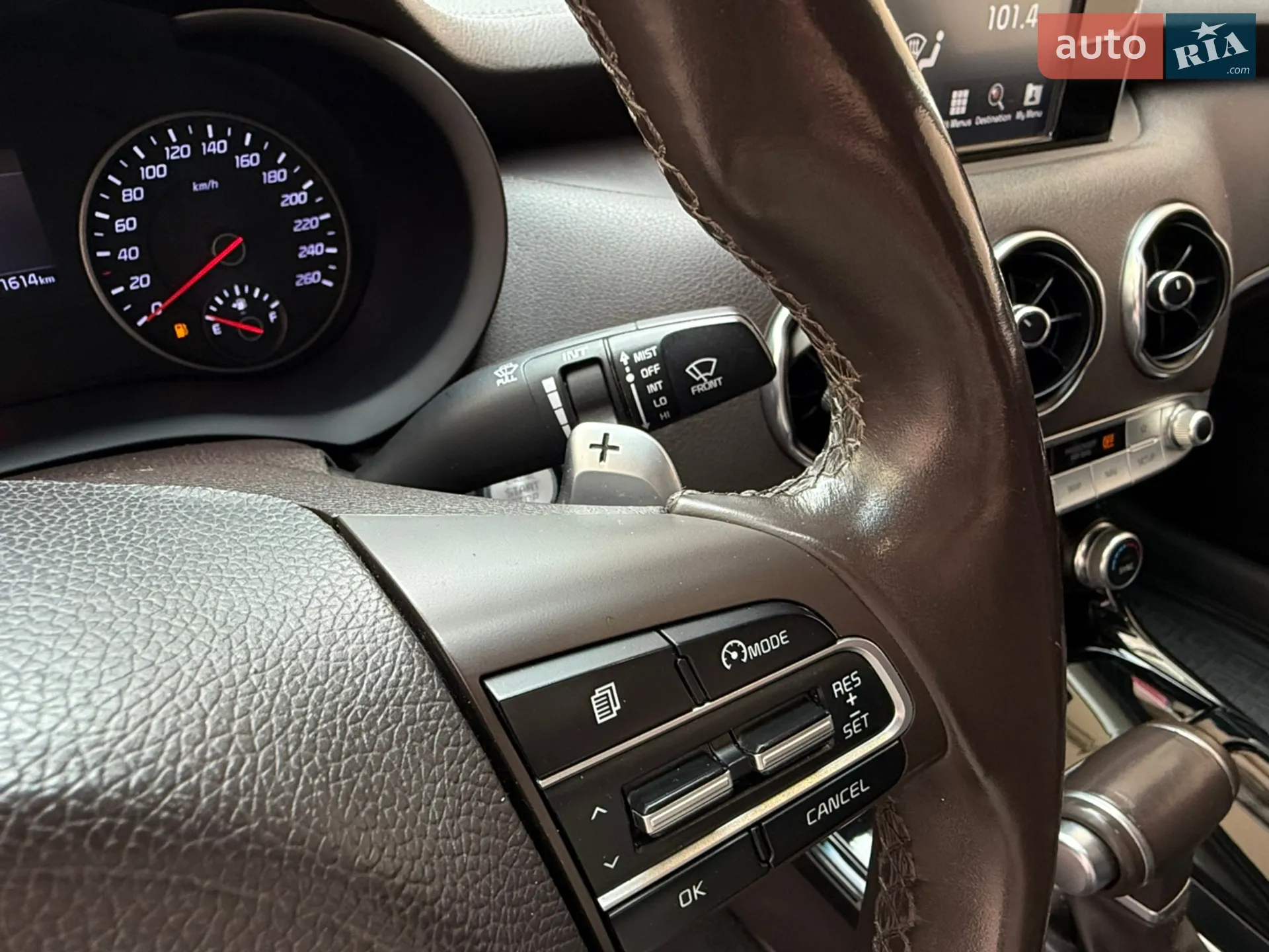 2018 Kia Stinger - мініатюра 25