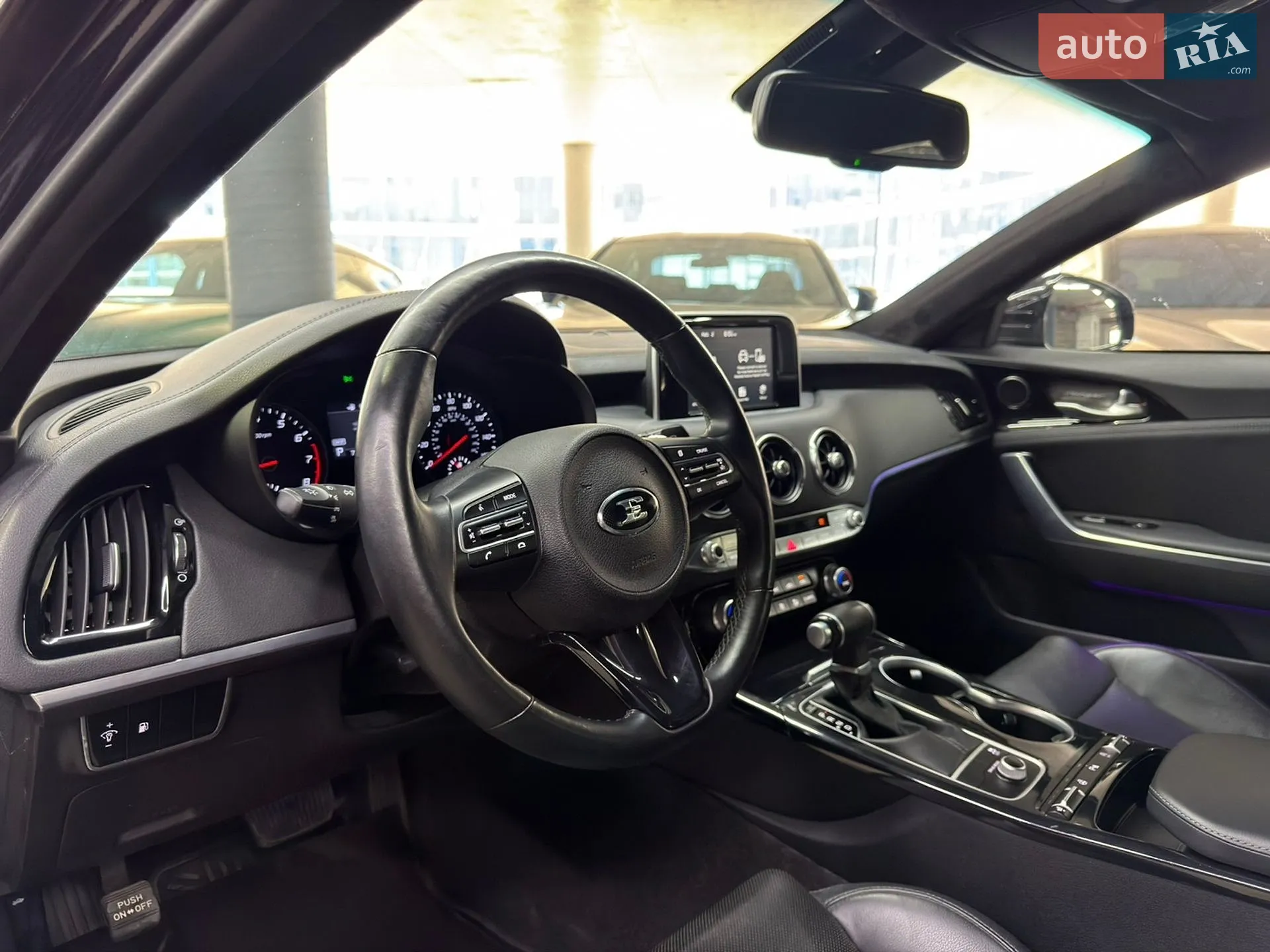 2017 Kia Stinger - мініатюра 21