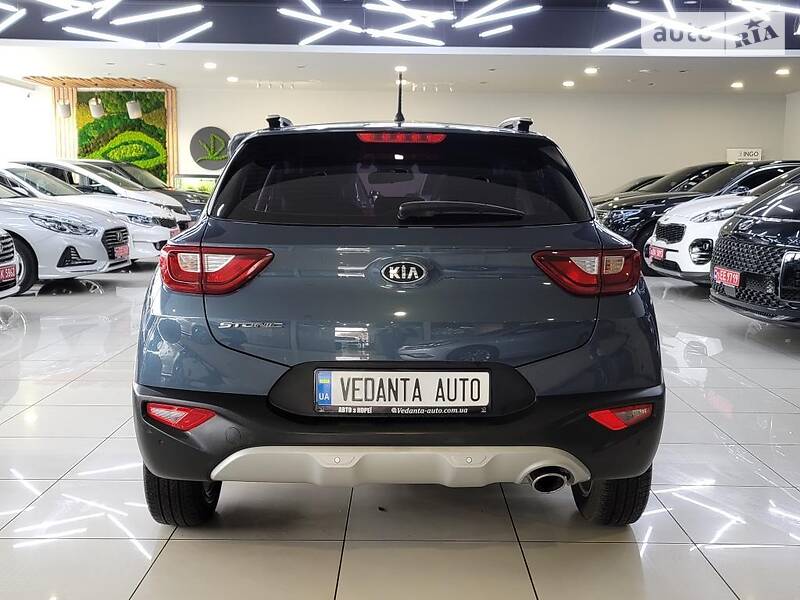 Позашляховик / Кросовер Kia Stonic 2017 в Києві