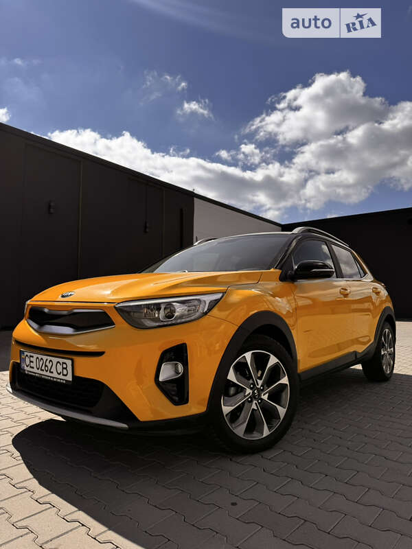 Внедорожник / Кроссовер Kia Stonic 2019 в Черновцах