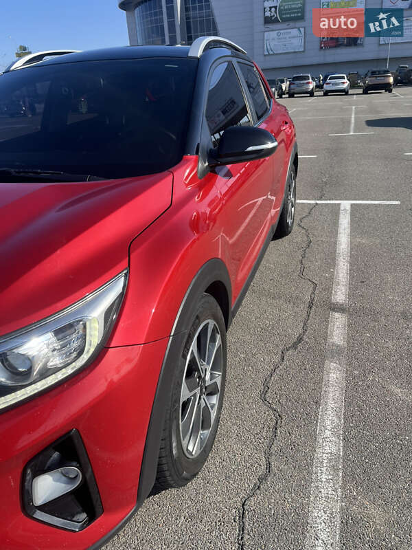 Внедорожник / Кроссовер Kia Stonic 2018 в Киеве фото 3 Внедорожник / Кроссовер Kia Stonic 2018 в Киеве
