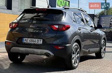 Внедорожник / Кроссовер Kia Stonic 2020 в 