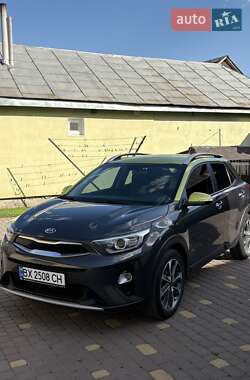 Внедорожник / Кроссовер Kia Stonic 2018 в Львове