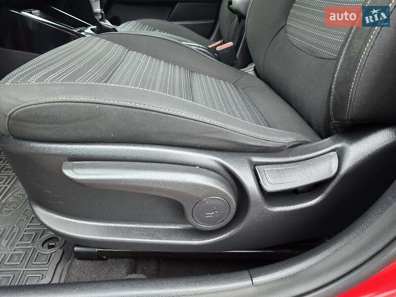 Позашляховик / Кросовер Kia Stonic 2020 в Одесі