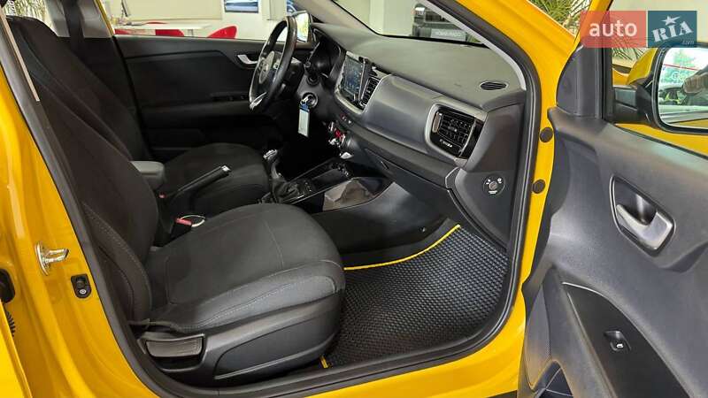 Позашляховик / Кросовер Kia Stonic 2018 в Ужгороді