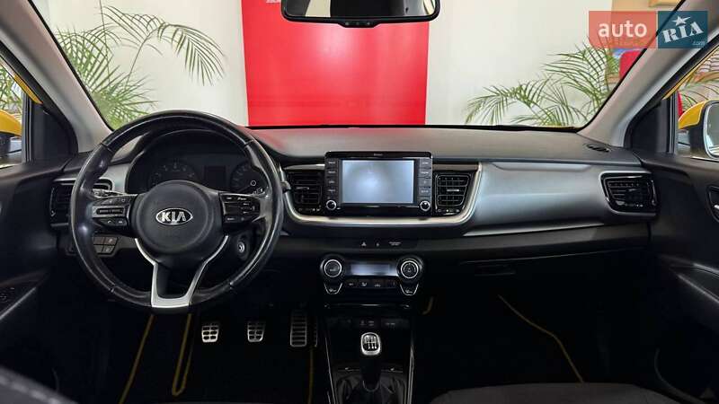 Позашляховик / Кросовер Kia Stonic 2018 в Ужгороді