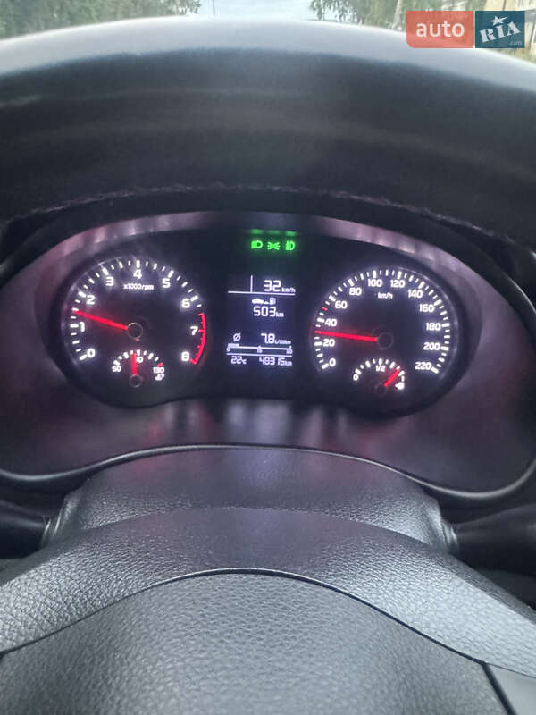 Позашляховик / Кросовер Kia Stonic 2018 в Конотопі