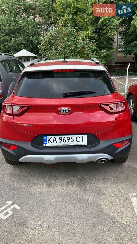 Внедорожник / Кроссовер Kia Stonic 2020 в Киеве
