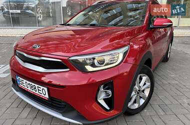 Внедорожник / Кроссовер Kia Stonic 2020 в Николаеве