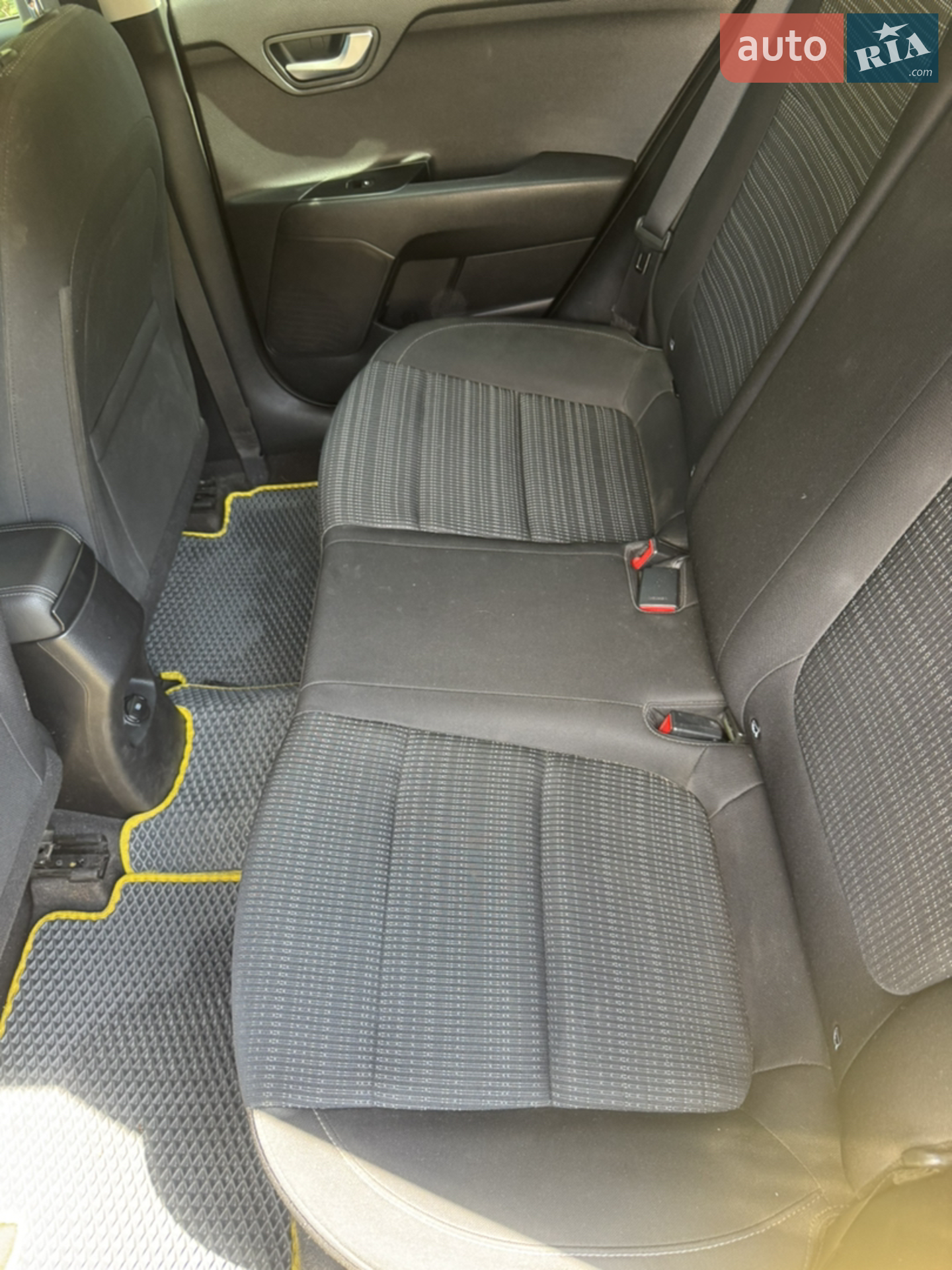 2018 Kia Stonic - мініатюра 21