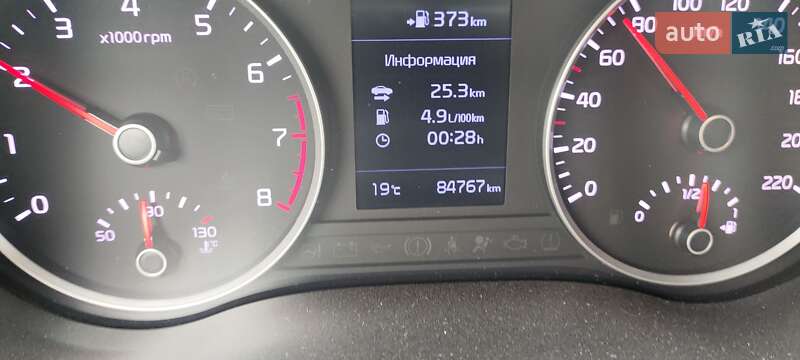 Внедорожник / Кроссовер Kia Stonic 2018 в Харькове