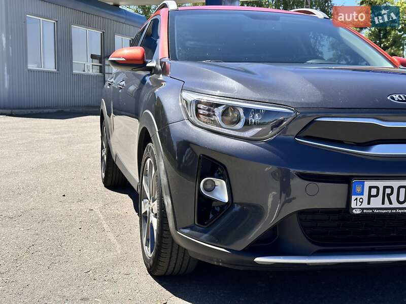 Позашляховик / Кросовер Kia Stonic 2020 в Лебедині