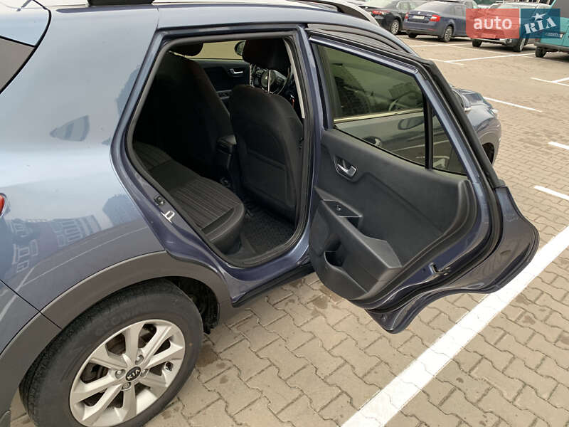 Внедорожник / Кроссовер Kia Stonic 2020 в Киеве фото 22 Внедорожник / Кроссовер Kia Stonic 2020 в Киеве