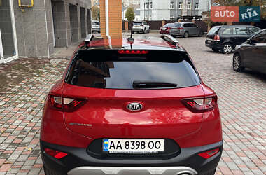 Внедорожник / Кроссовер Kia Stonic 2019 в 